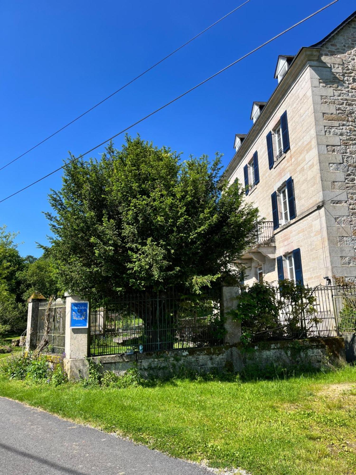 Chez Jallot Vidaillat Kültér fotó